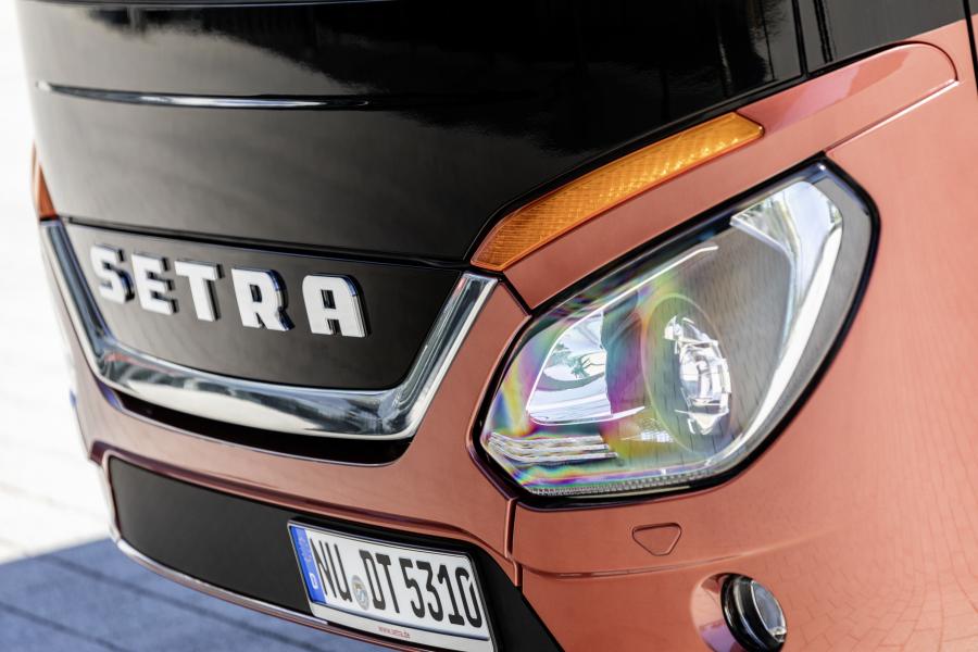 Детали экстерьера Setra S 531 DT 2017 года  (фото 32 из 42)